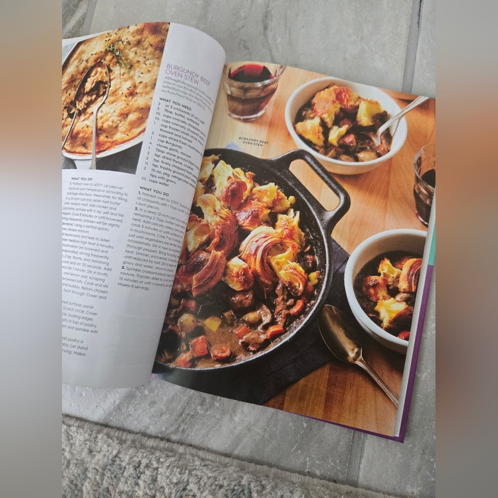 Better Homes & Gardens Celebrate Volume 9 Hardcover Cookbook Holiday Recipes - Picture 13 of 13